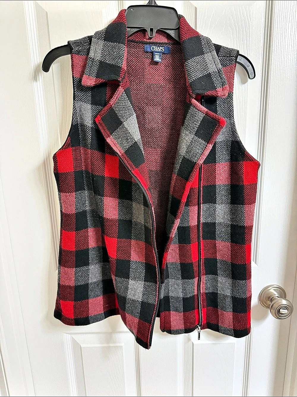 Chaps Red Black Plaid Asymmetrical Zip Vest in Red & Black Size Medium
